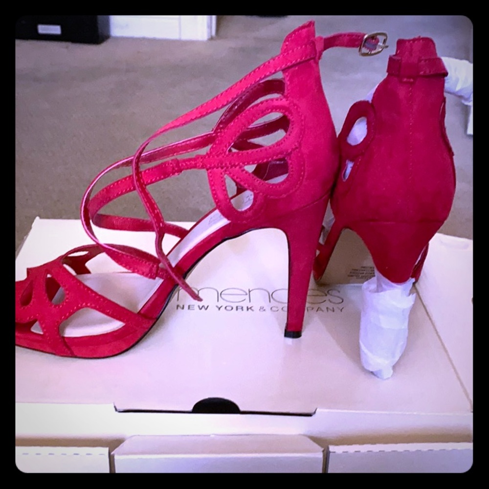 Eva Mendes Sandals